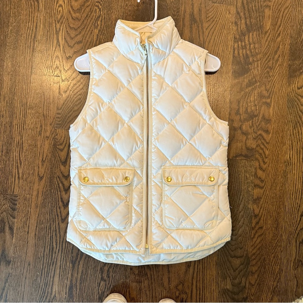 JCrew ivory puffer vest